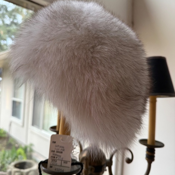 natural Norwegian blue fox hat and muff small size main image 5